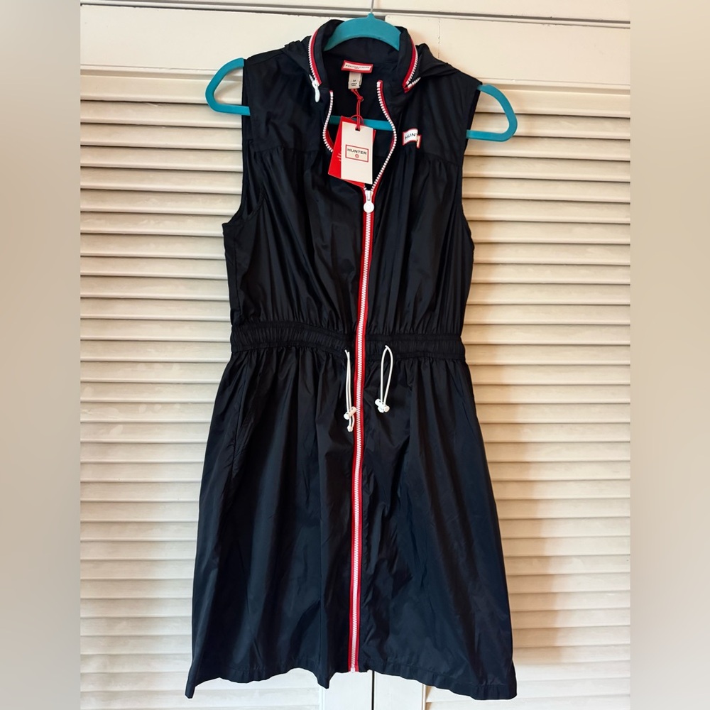 NWT HUNTER FOR TARGET SOLD OUT ZIP PARACHUTE NYLON BLK DRESS SZ M ORIG $35